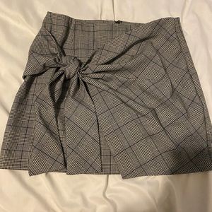 Forever 21 Plaid Tie Skirt💸